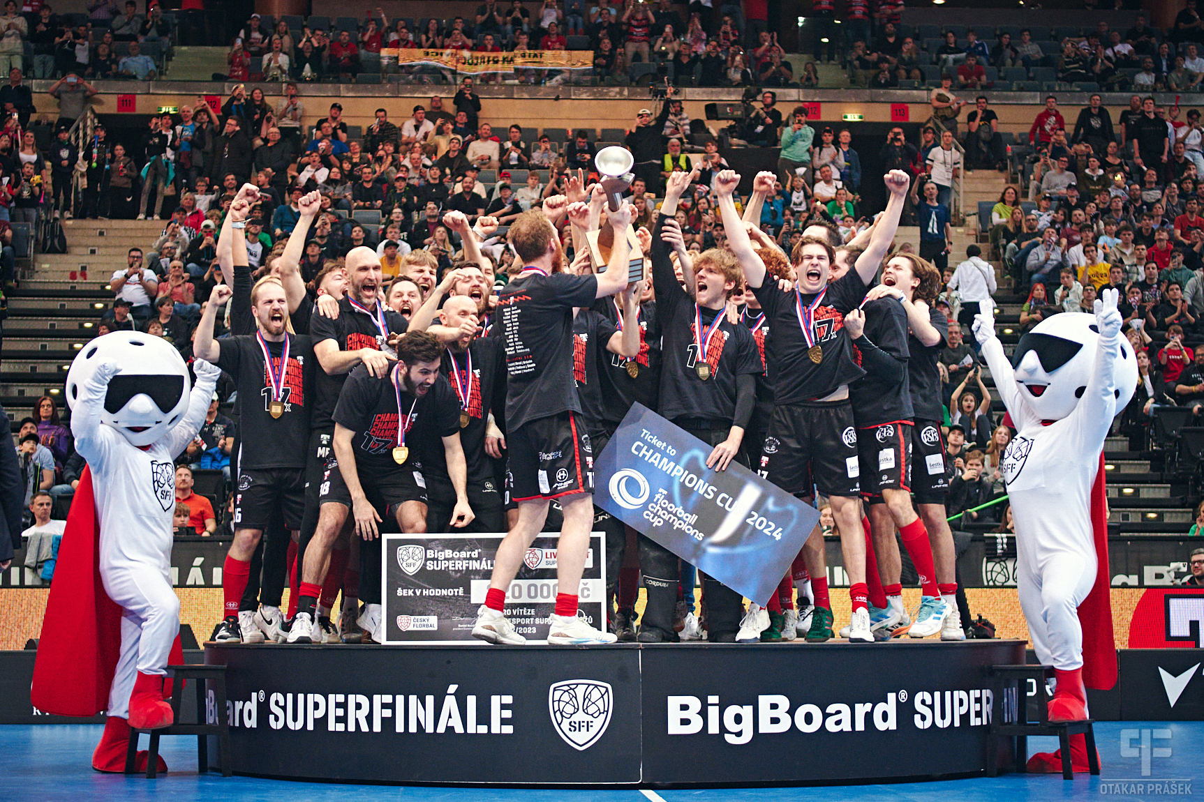 16.04.2023- O2 Aréna Praha - Superliga Muži - Superfinále 202